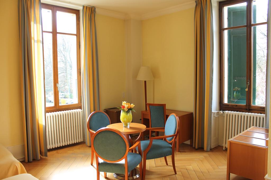 Hotel Le Cenacle Genf Zimmer foto
